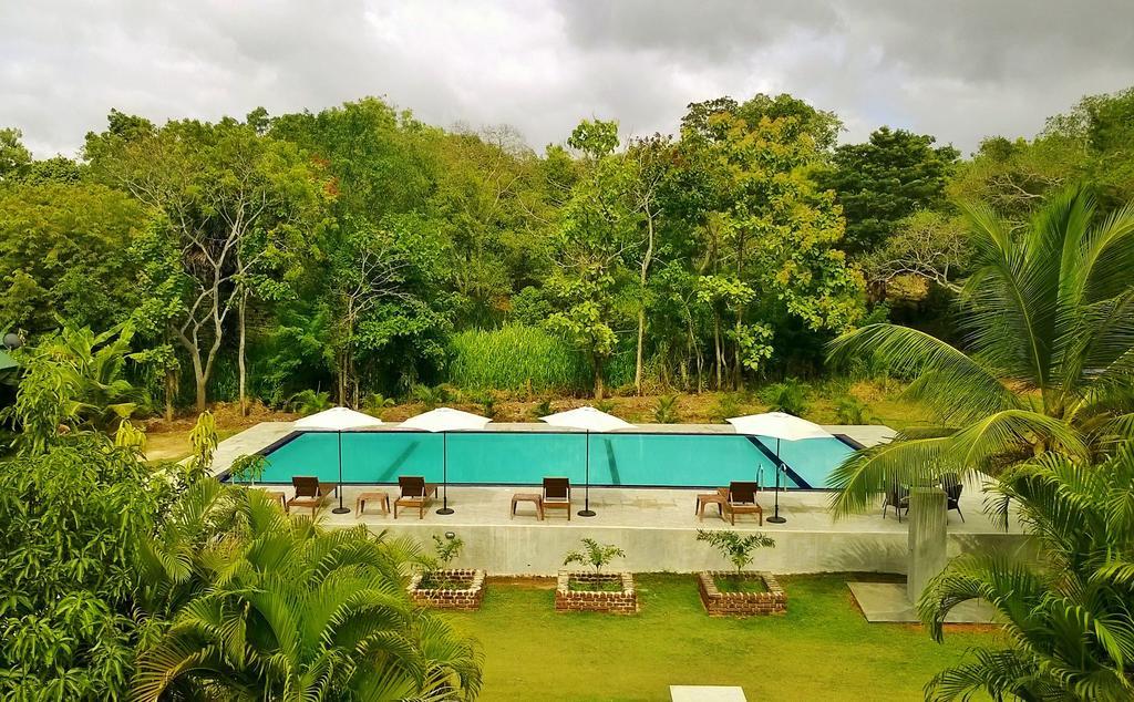Saji-Sami Hotel Anuradhapura Luaran gambar